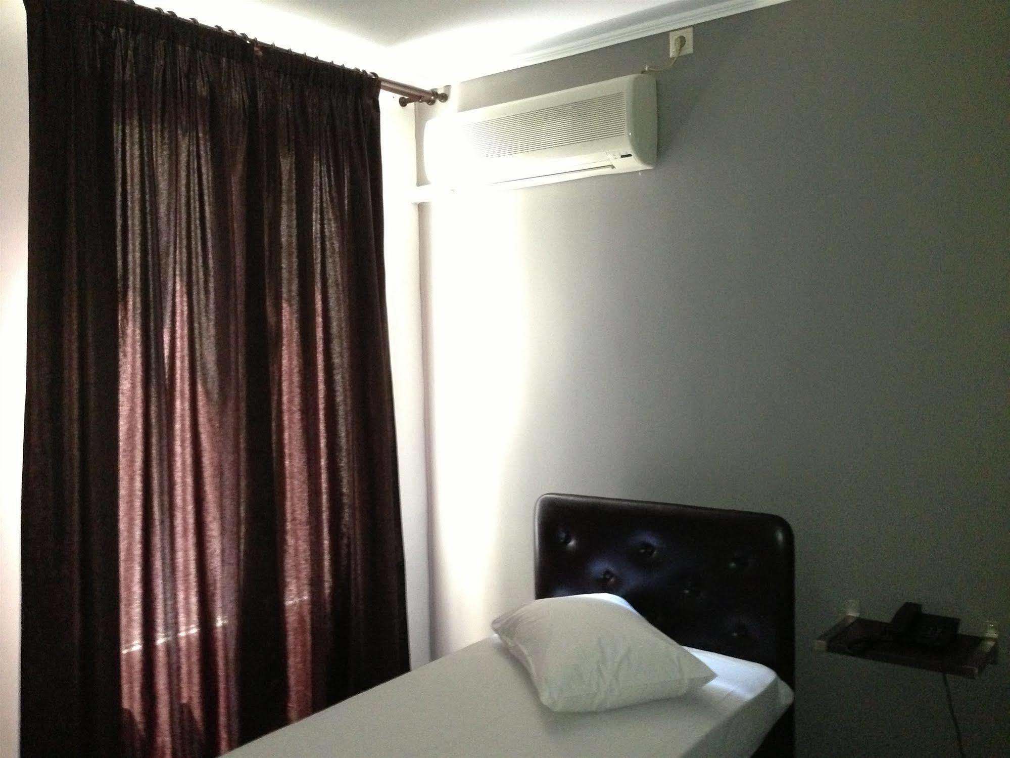 คอสโมโพลิต Hotel เอเธนส์ ภายนอก รูปภาพ